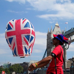 sky-lantern-tower-bridge